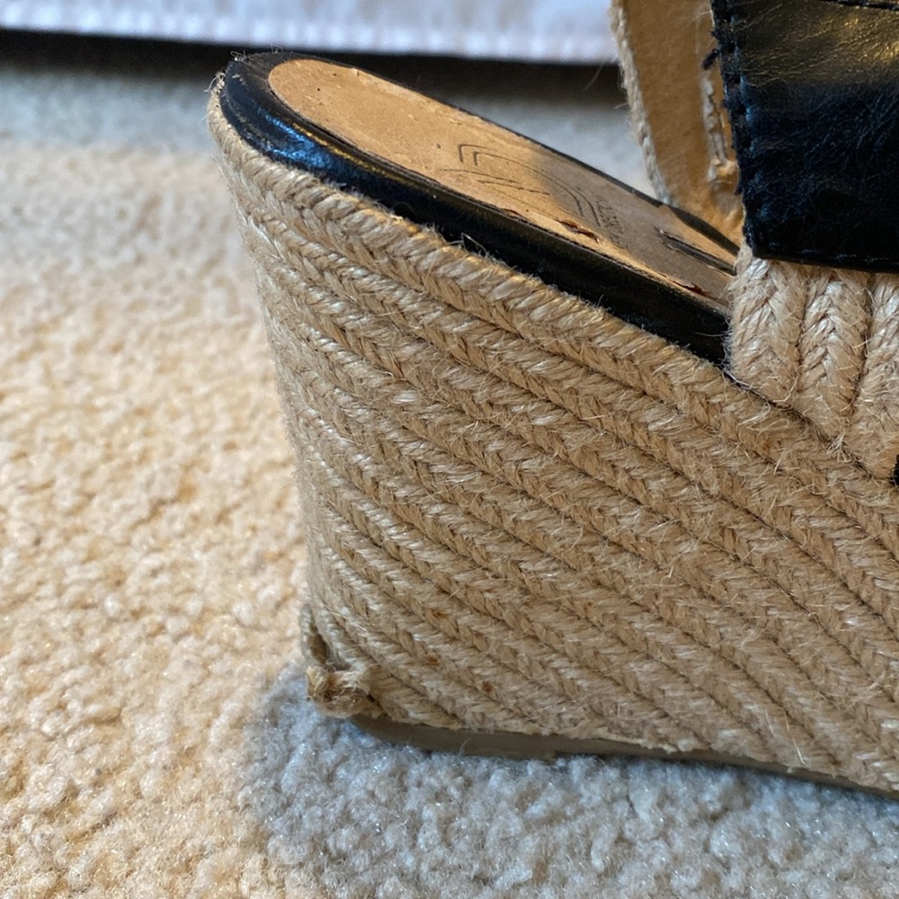 New Directions Wedges - Picture 4 of 7